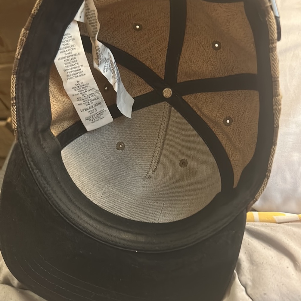 Coach hat - Picture 2 of 3